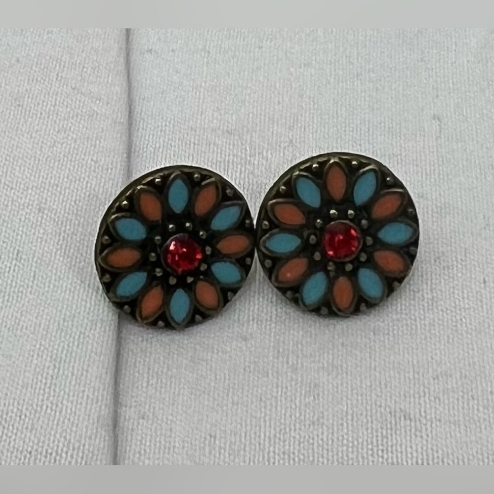 NWOT Elegant Chico’s Copper & Multicolored Southwestern Style Earrings